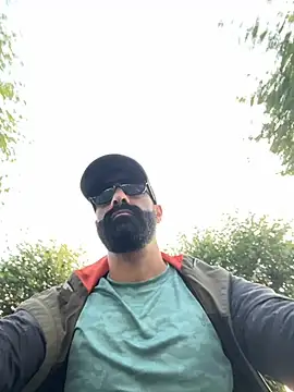 Moan King online show from 09/08/25, 04:39