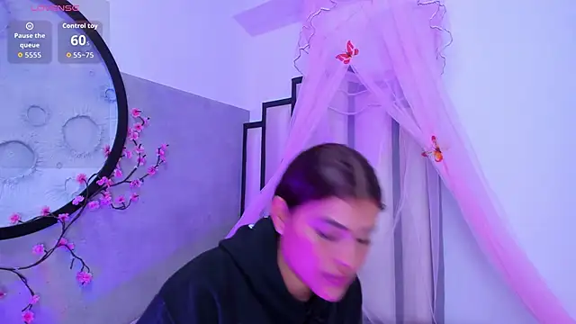 Miaa Rosse online show from 01/10/26, 12:07