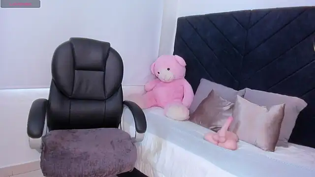 kate lua online show from 01/10/26, 01:02