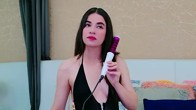 MiaDunoff online show from 11/17/25, 09:09