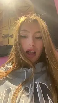 PrettyAshley  online show from 10/26/25, 08:53