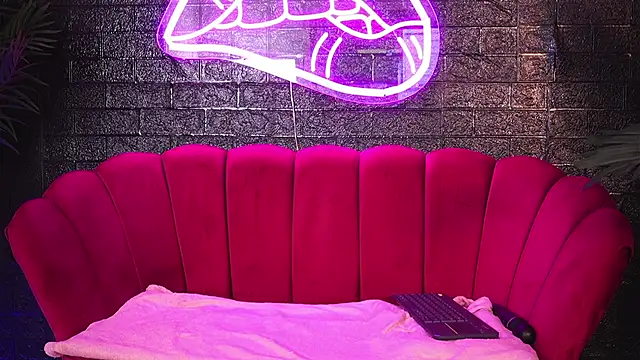 CherrySin online show from 04/18/26, 07:29