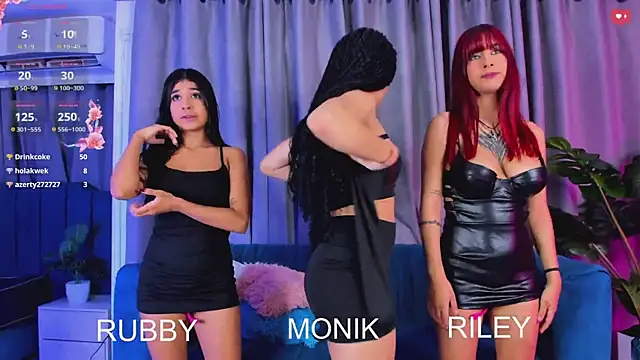 Evil Giirls online show from 09/29/25, 02:27