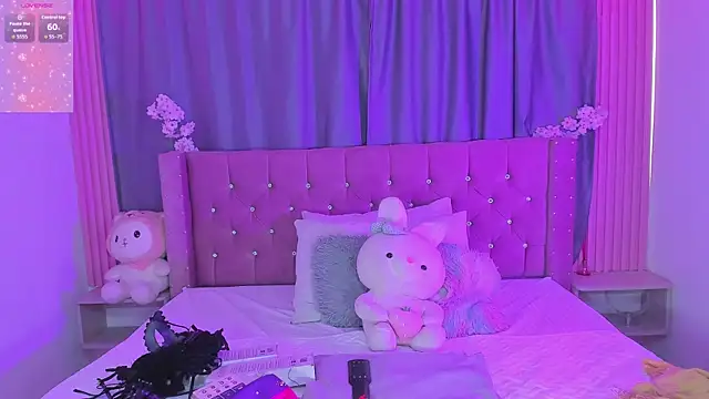 Nayla-Mouna online show from 04/06/26, 07:15