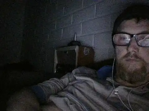 Snapshot of willzchen12 chatting on 10/29/25, 12:35 willzchen12 online show from 10/29/25, 12:35