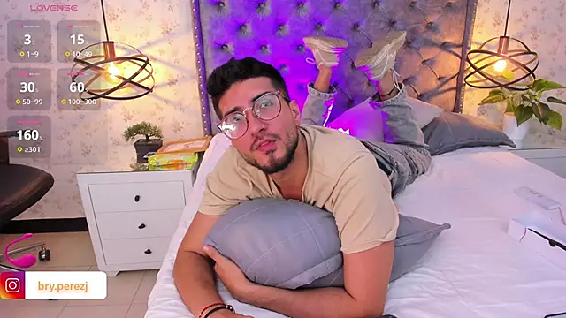 bryXonStorm online show from 11/09/25, 03:43