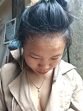 liu-liusexy online show from 05/10/26, 01:22