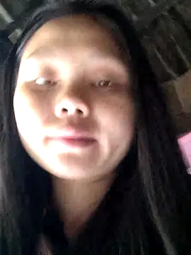 Snapshot of omiu-baby chatting on 04/28/26, 03:00 omiu-baby online show from 04/28/26, 03:00