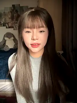 SarahBeii online show from 11/15/25, 03:15