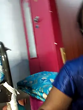 Snapshot of umashreetamil chatting on 04/19/26, 06:10 umashreetamil online show from 04/19/26, 06:10
