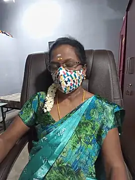Snapshot of umashreetamil chatting on 06/03/26, 02:33 umashreetamil online show from 06/03/26, 02:33