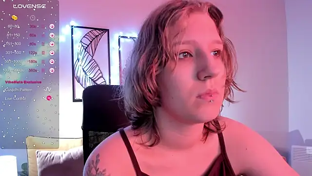 Hailey Foxy online show from 11/02/25, 09:00