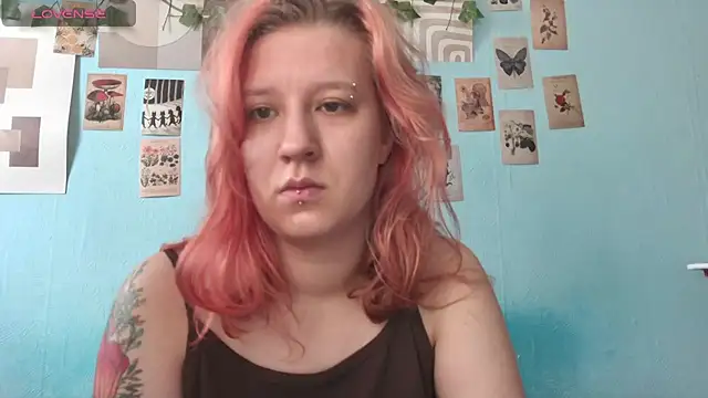 Snapshot of Hailey_Foxy chatting on 07/27/26, 02:51 Hailey Foxy online show from 07/27/26, 02:51