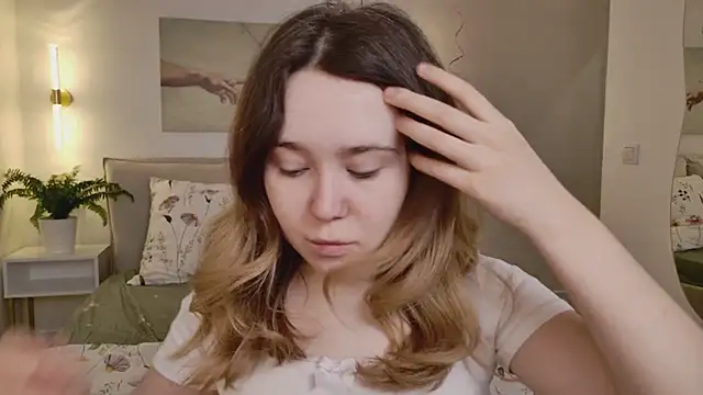 Lina Glow online show from 02/15/26, 07:05