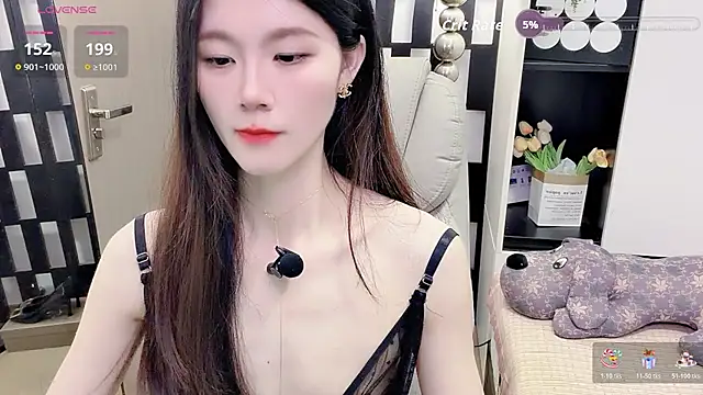 Snapshot of Yueyue-MM chatting on 04/22/26, 02:58 Yueyue-MM online show from 04/22/26, 02:58