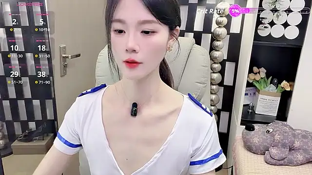 Snapshot of Yueyue-MM chatting on 05/02/26, 12:59 Yueyue-MM online show from 05/02/26, 12:59