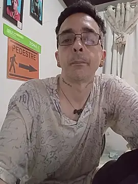 dinho carioca online show from 11/30/25, 03:27