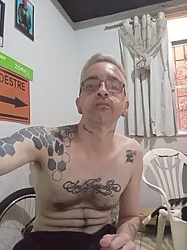 dinho carioca online show from 01/12/26, 02:00