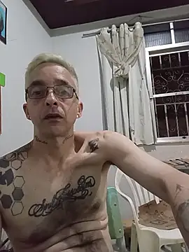 dinho carioca online show from 01/13/26, 11:10