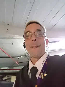 dinho carioca online show from 04/14/26, 11:11