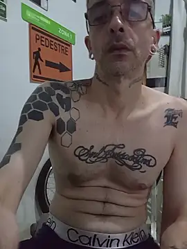 dinho carioca online show from 04/15/26, 07:58