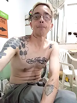 dinho carioca online show from 04/17/26, 02:31