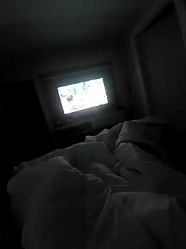 andrerj22 online show from 11/09/25, 01:42