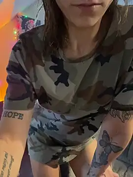 d3luluxx online show from 11/16/25, 11:21