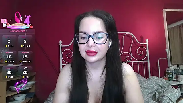 Snapshot of jistagirl chatting on 10/28/25, 10:45 jistagirl online show from 10/28/25, 10:45