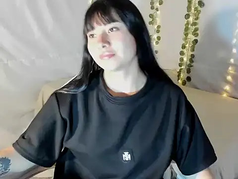 Zulema R1 online show from 10/30/25, 12:56