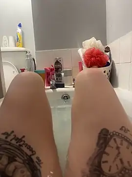 ChelseaSummerr online show from 10/14/25, 08:20