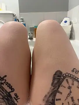 ChelseaSummerr online show from 10/24/25, 06:37