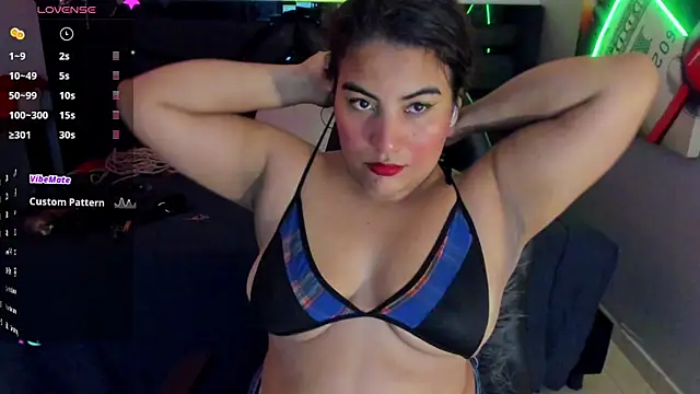Snapshot of Sara_Bdsm_ chatting on 04/25/26, 04:04 Sara Bdsm online show from 04/25/26, 04:04