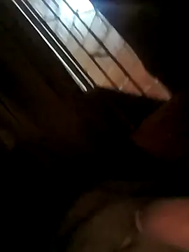 Snapshot of -mrpaul chatting on 09/30/25, 04:28 -mrpaul online show from 09/30/25, 04:28