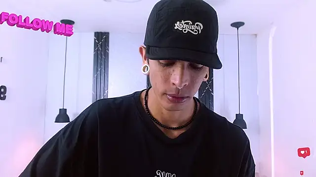 Franvill Trato online show from 01/16/26, 07:40