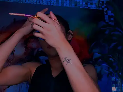 Cristal Gem1 online show from 11/17/25, 11:49