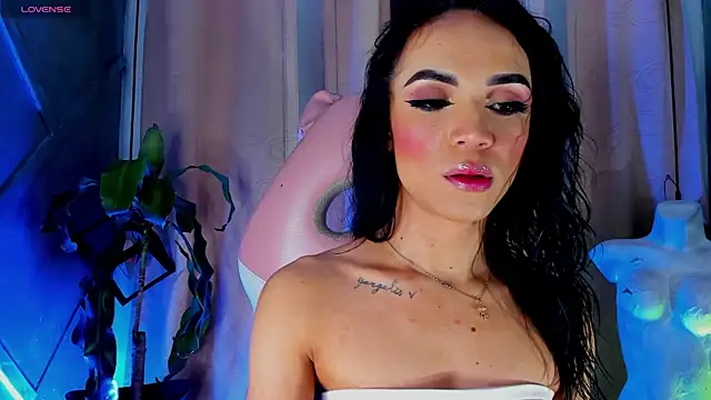 Cristal Gem1 online show from 07/14/26, 10:21