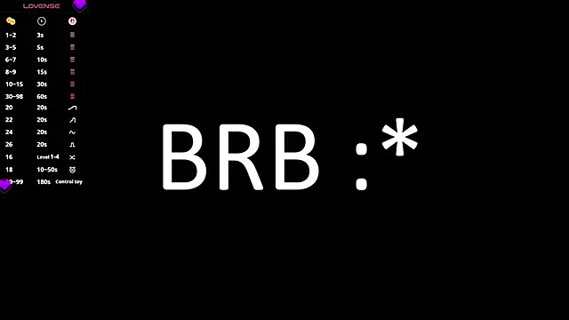 Snapshot of LyraHotty chatting on 11/22/25, 09:47 LyraHotty online show from 11/22/25, 09:47