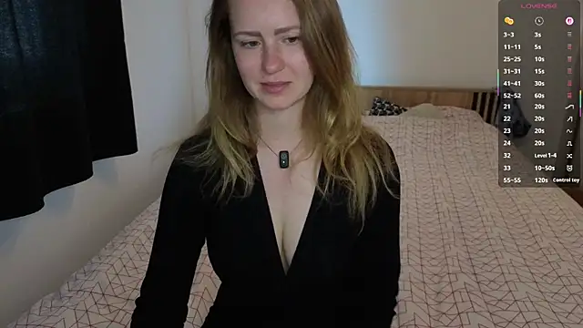 Snapshot of LyraHotty chatting on 05/03/26, 02:12 LyraHotty online show from 05/03/26, 02:12