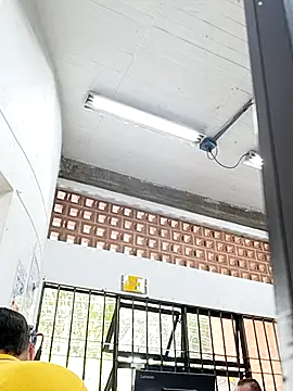 este juan online show from 10/16/25, 04:08