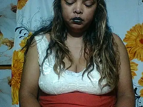 Snapshot of SEXY_METISE chatting on 04/27/26, 01:47 SEXY METISE online show from 04/27/26, 01:47