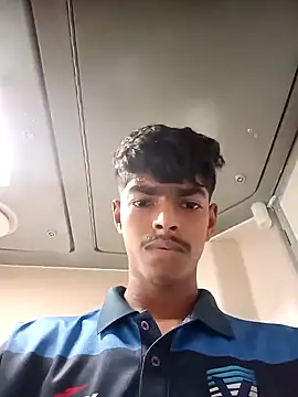 monster 33 online show from 10/08/25, 04:43