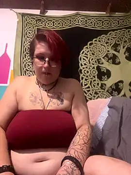 Snapshot of Harleesinn chatting on 09/17/25, 06:59 Harleesinn online show from 09/17/25, 06:59