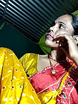 Pooja750 online show from 09/28/25, 02:22