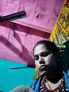 Snapshot of Pooja750 chatting on 01/31/26, 07:45 Pooja750 online show from 01/31/26, 07:45