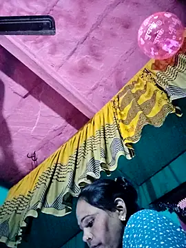 Snapshot of Pooja750 chatting on 02/07/26, 05:05 Pooja750 online show from 02/07/26, 05:05