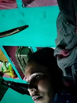 Snapshot of Pooja750 chatting on 02/08/26, 02:31 Pooja750 online show from 02/08/26, 02:31