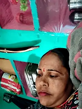 Snapshot of Pooja750 chatting on 02/23/26, 07:50 Pooja750 online show from 02/23/26, 07:50