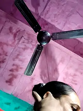 Snapshot of Pooja750 chatting on 02/28/26, 09:21 Pooja750 online show from 02/28/26, 09:21