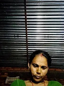 Pooja750 online show from 04/17/26, 08:34